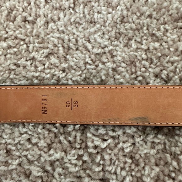 Louis Vuitton Monogram belt - Picture 2 of 7